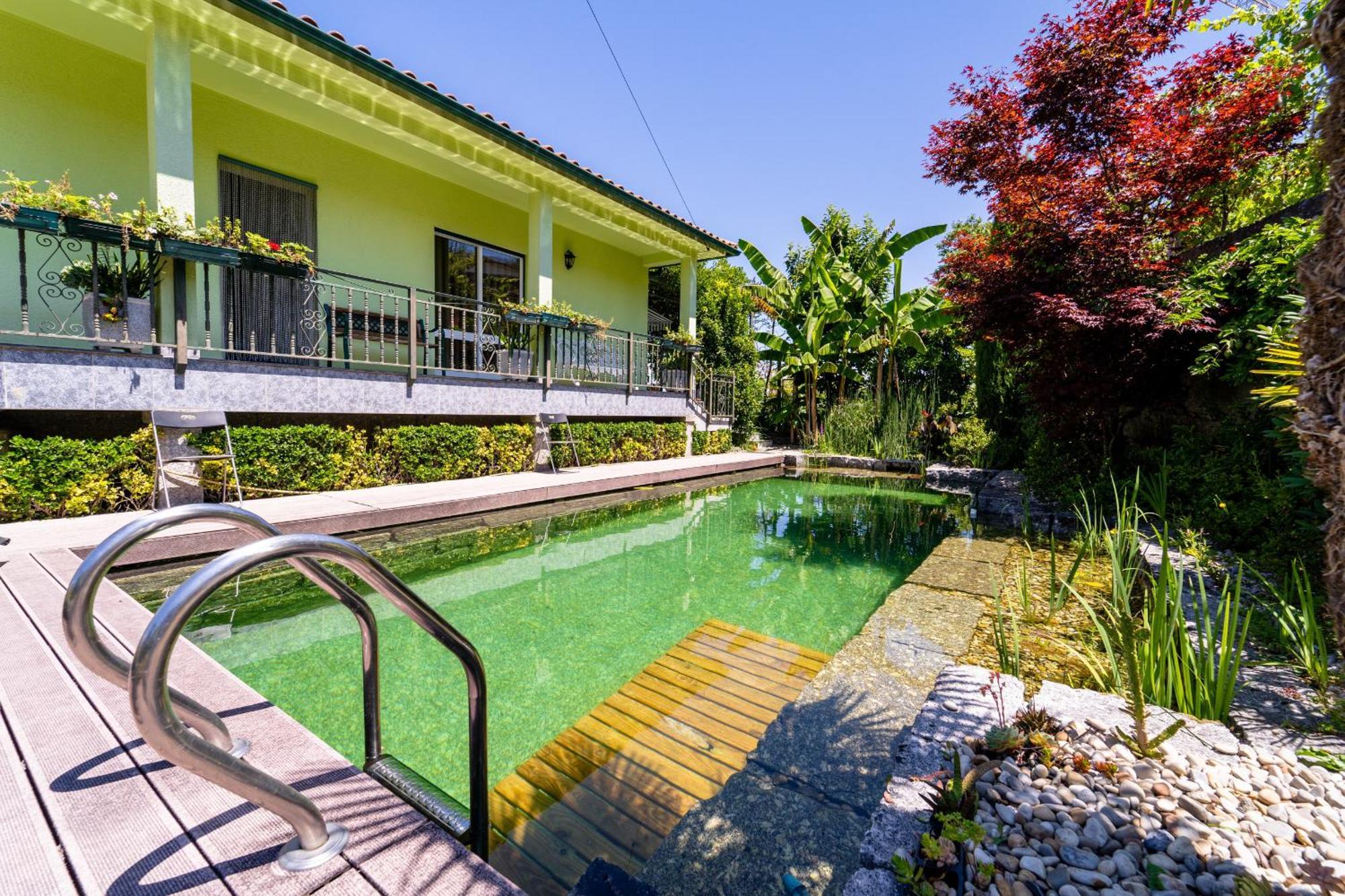 Gondomar Guimaraes - Moradia V3 Com Piscina Natural By House And People Exterior foto